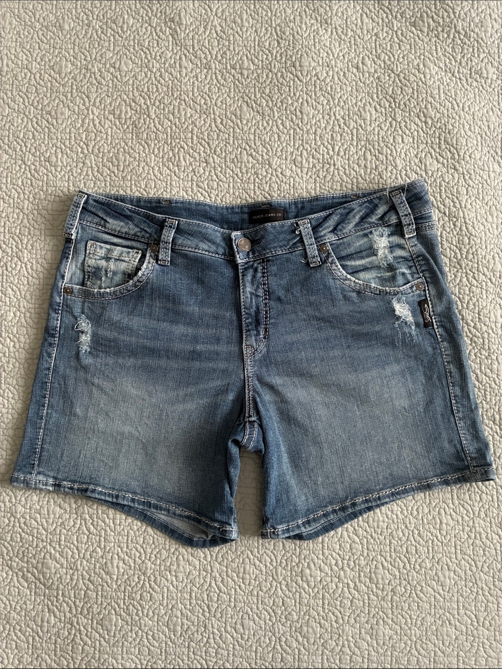 Silver Jeans Company Distressed Blue Jean Denim Boyfriend Shorts Size 33